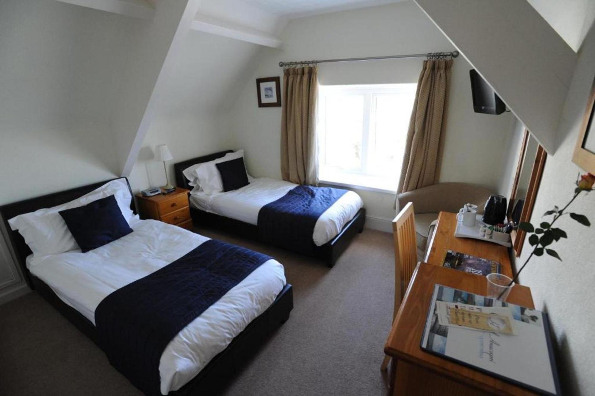 Anacapri Hotel Falmouth